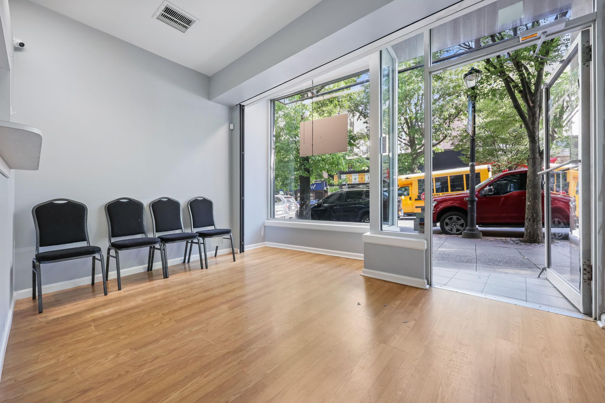 Useable retail space