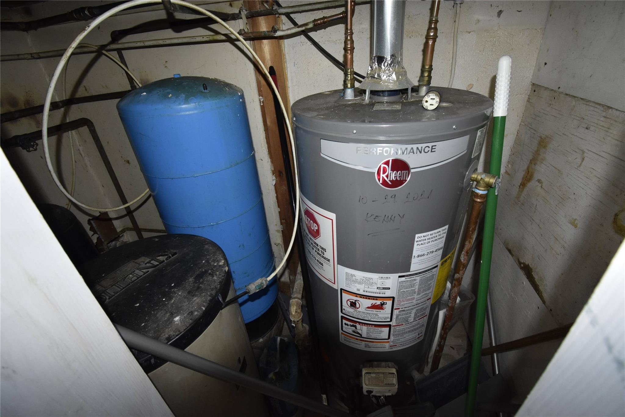 Utilities with gas water heater