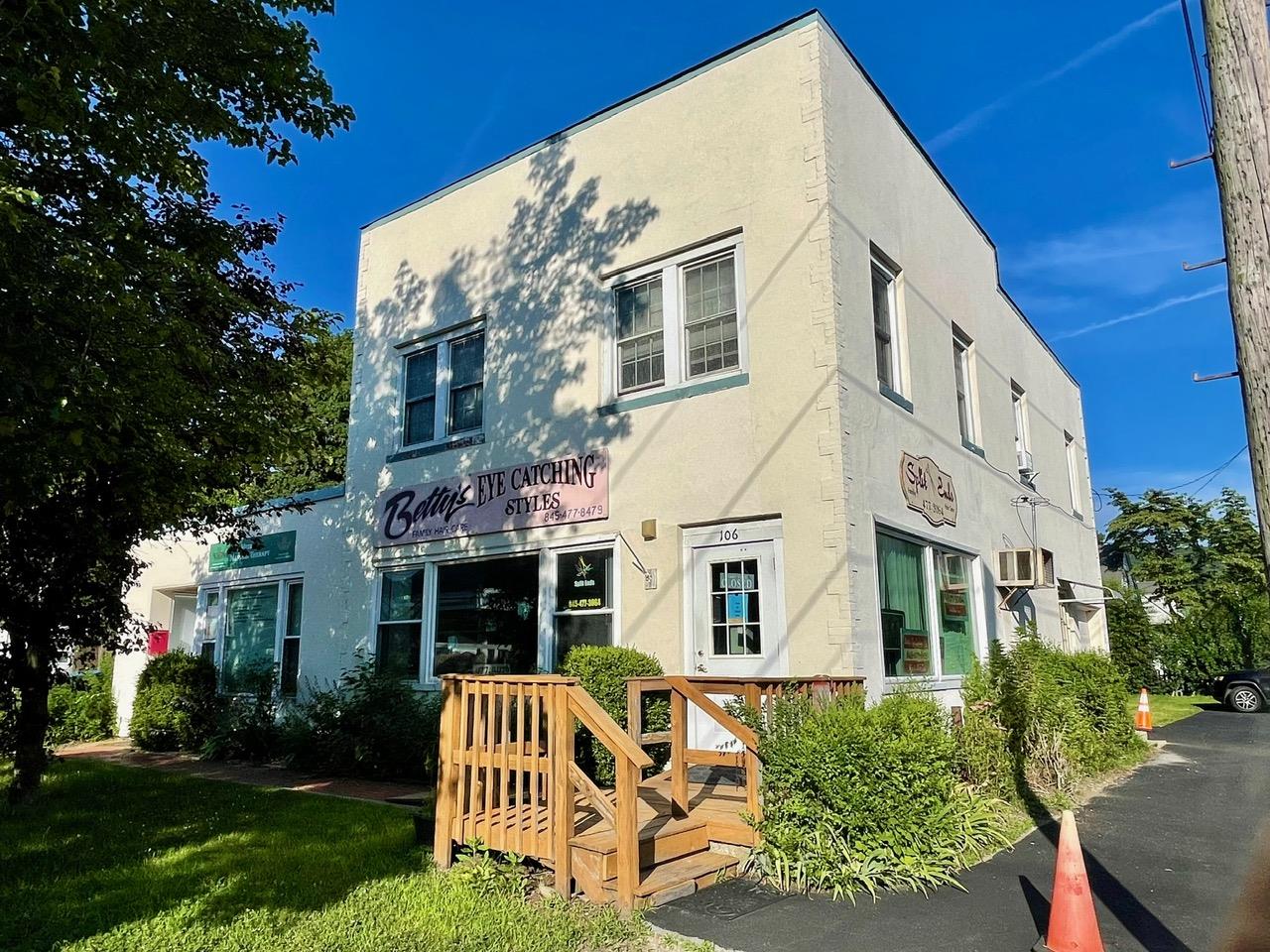 5 total units, 4440 SF, in the heart of downtown Greenwood Lake.
