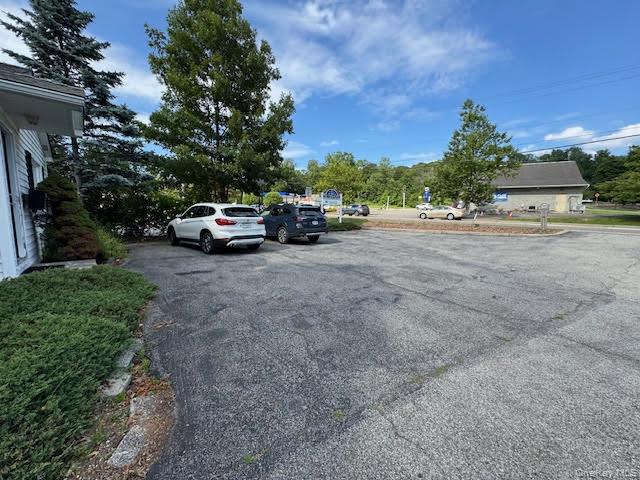 Parking area with view of route 32 & 300