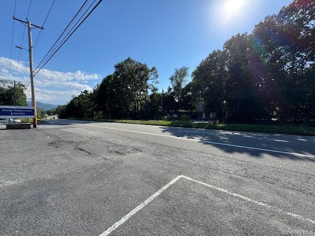 View of US 9W