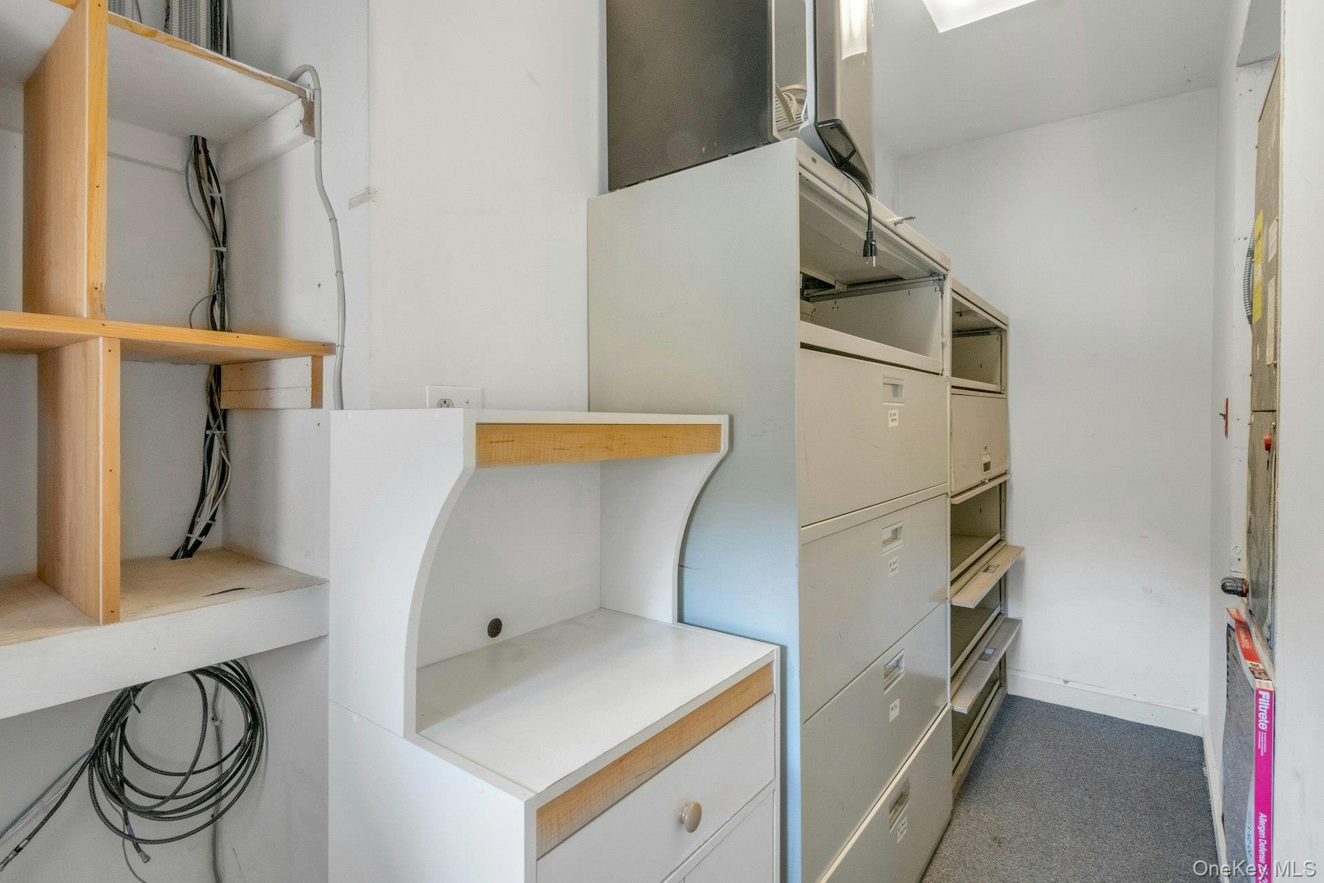 Walk in closet/Breakroom