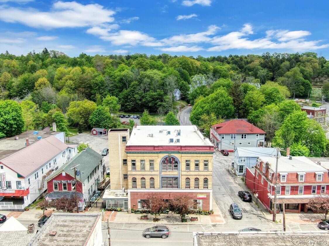 Drone / aerial view of a heavily wooded area