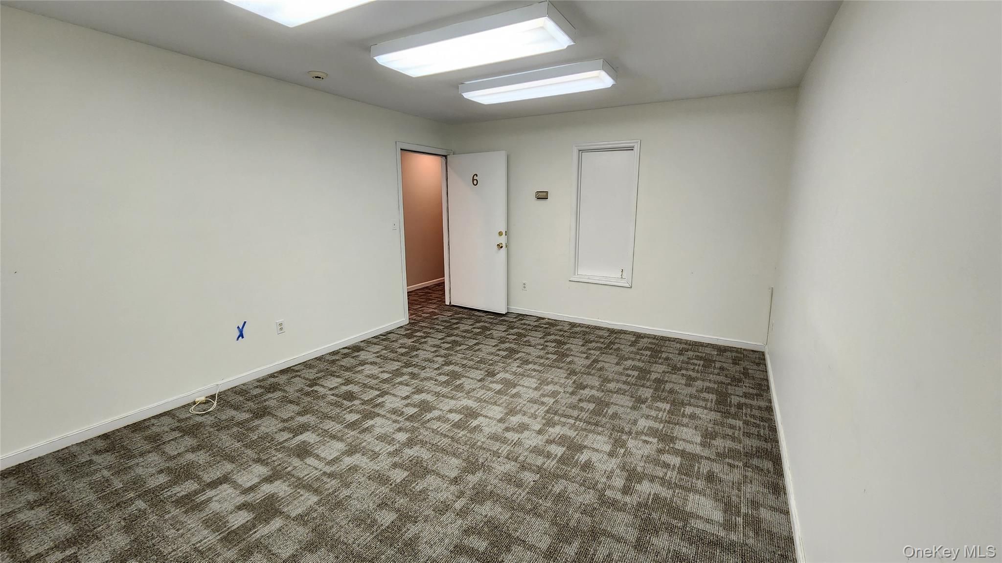Rear Center Room. Size Approx. 12.25ft x 16.2ft