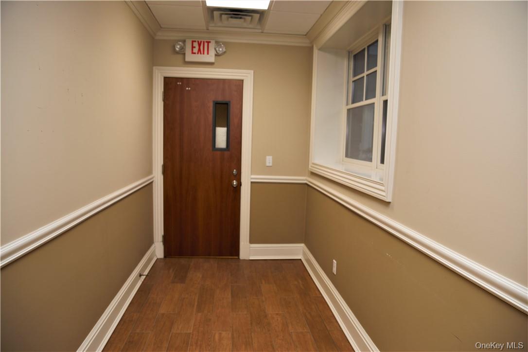 Entrance into the 2,700 SF space that still feels brand new.