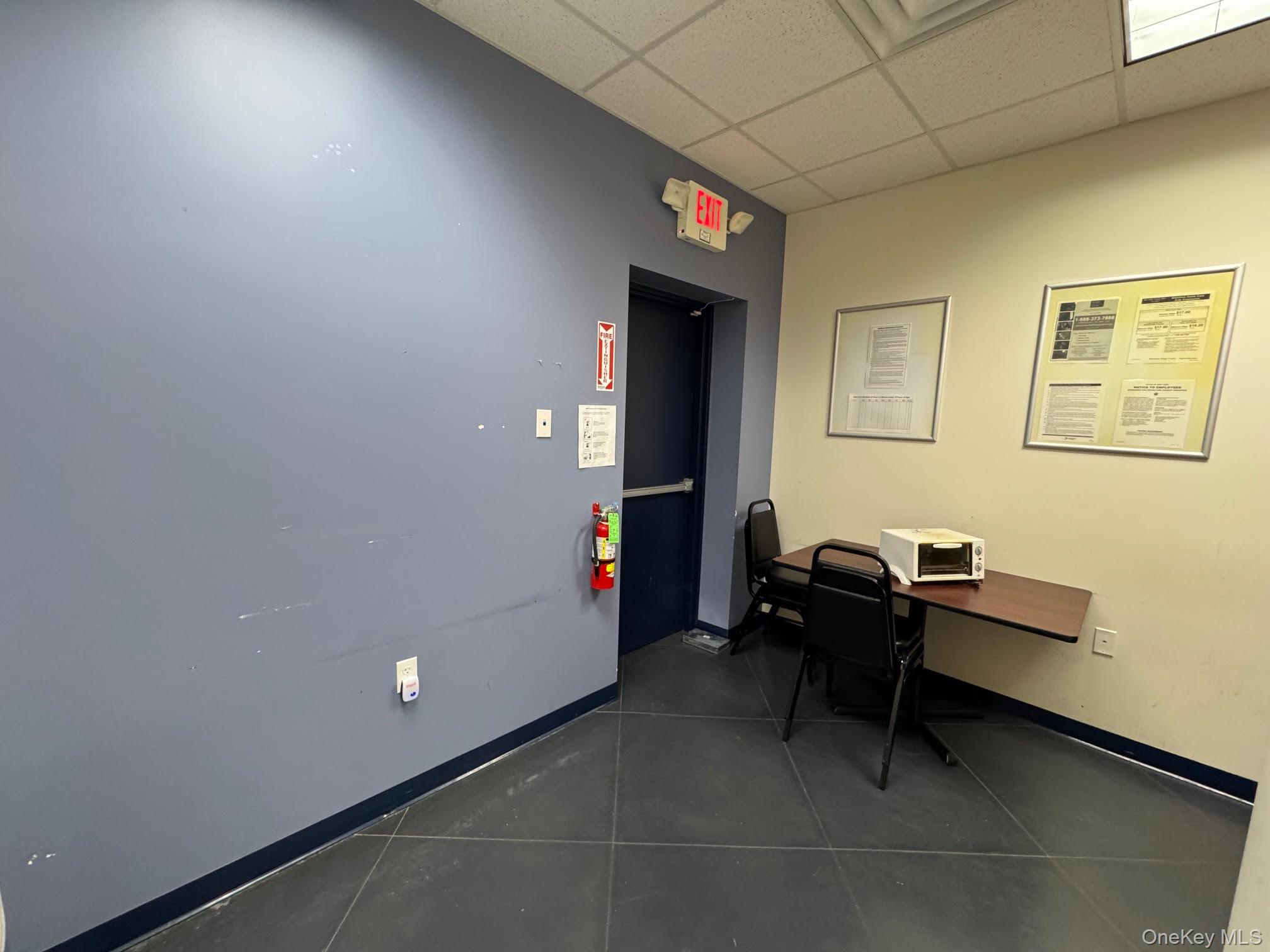 office with a drop ceiling