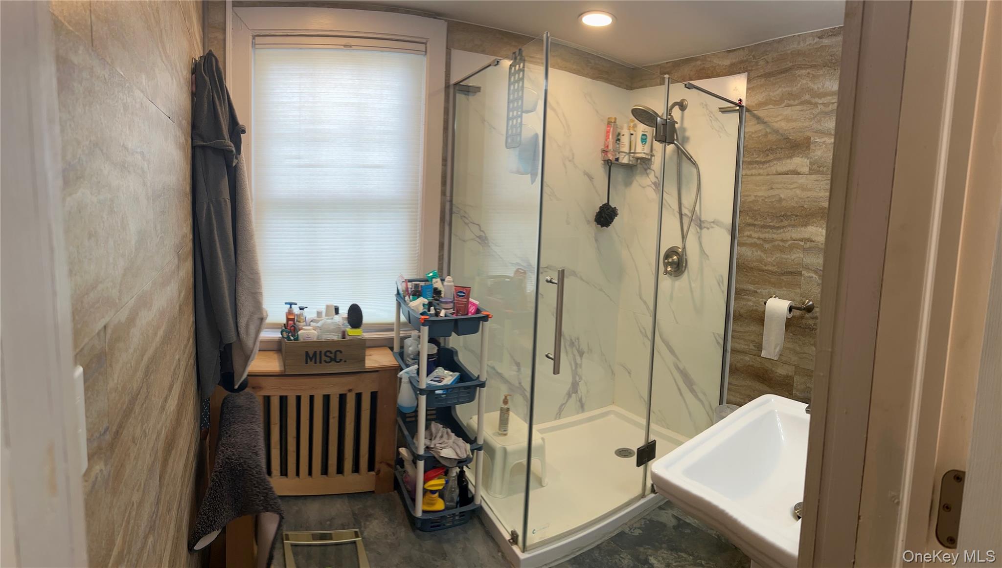 2nd floor apt