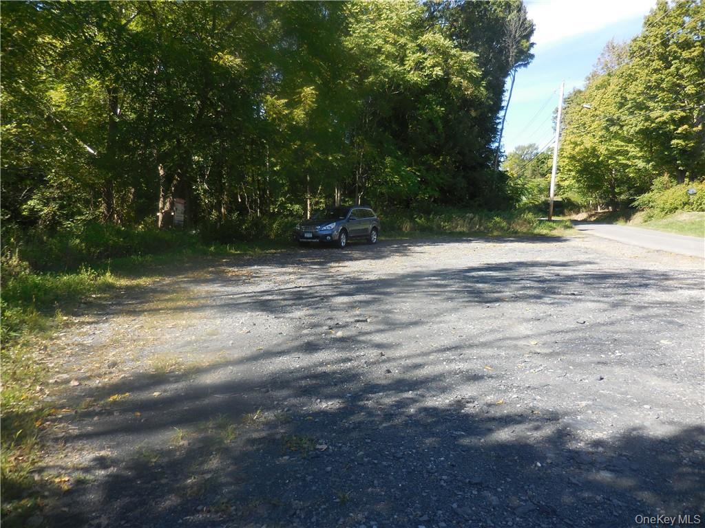 View. of the road