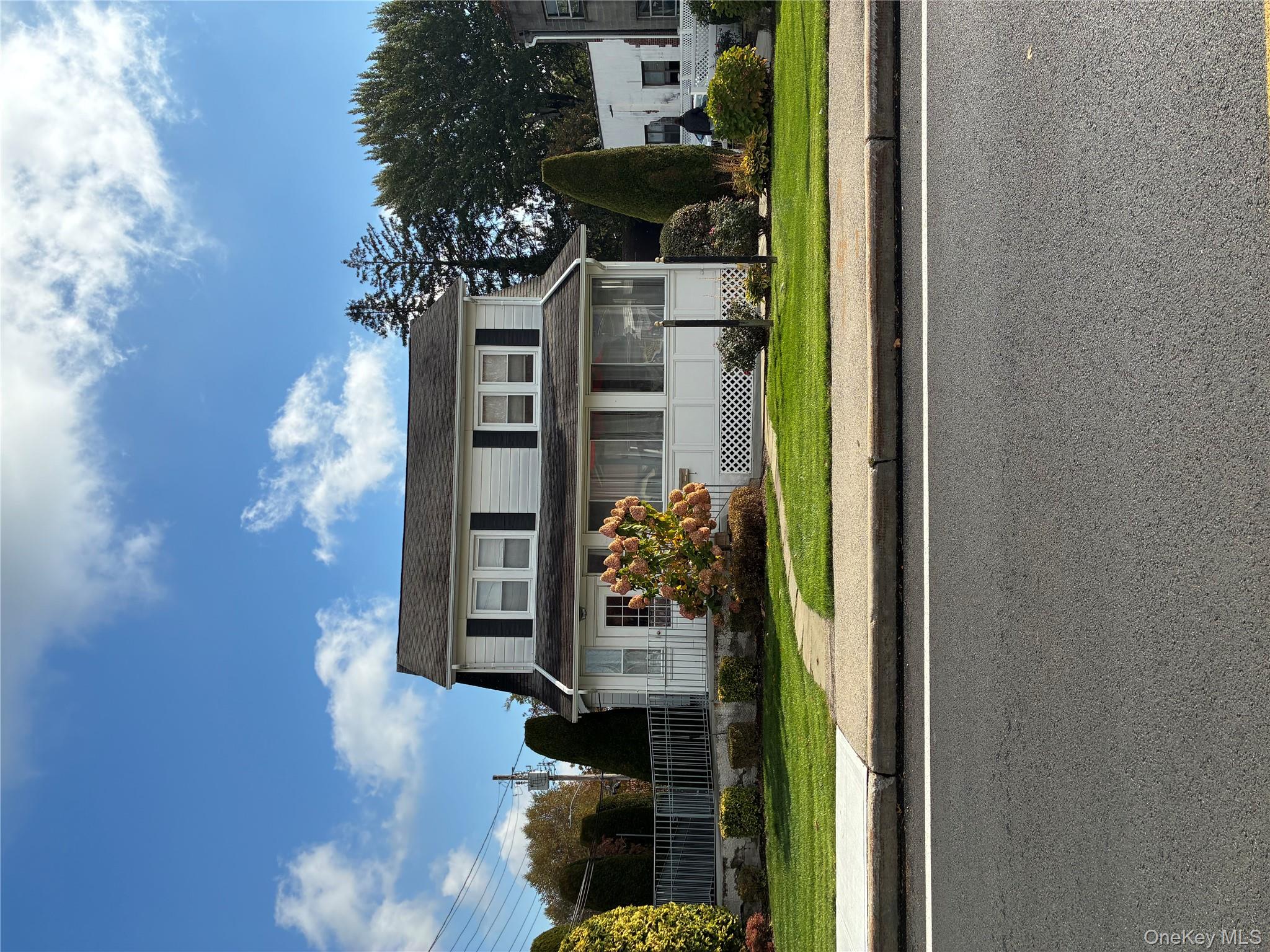 View of front of home featuring a porch
