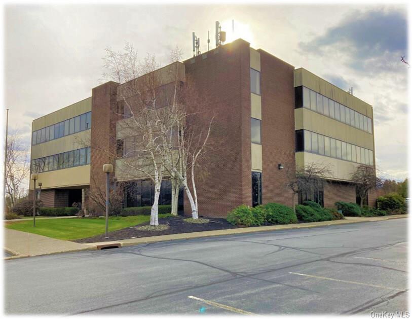 View of apartment building / complex