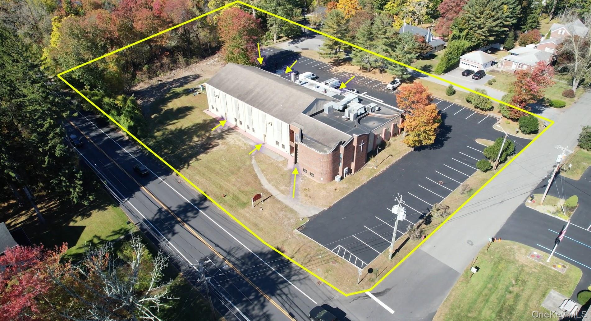 Aerial overview of property's location featuring property boundaries highlighted