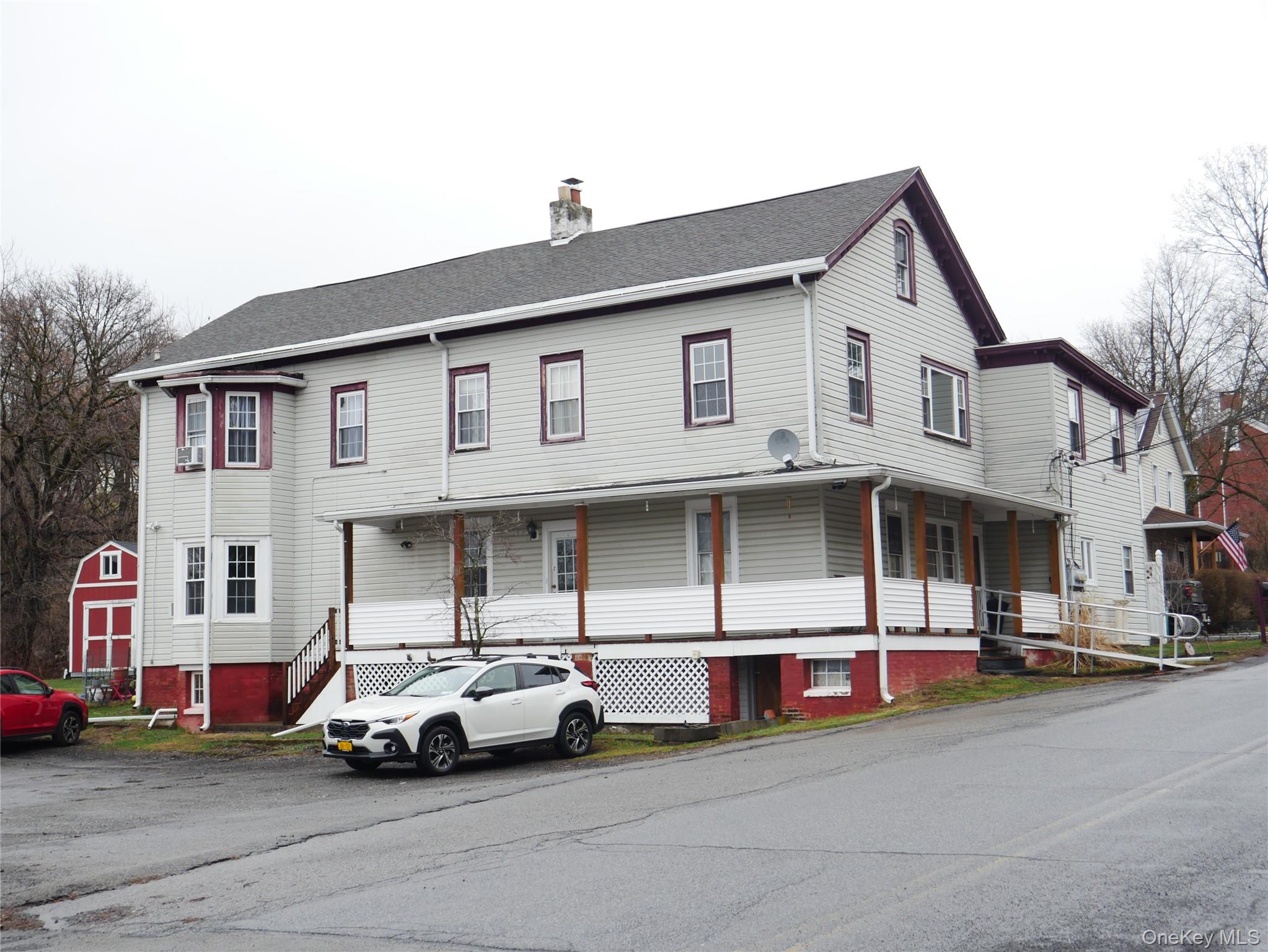 Second floor unit
