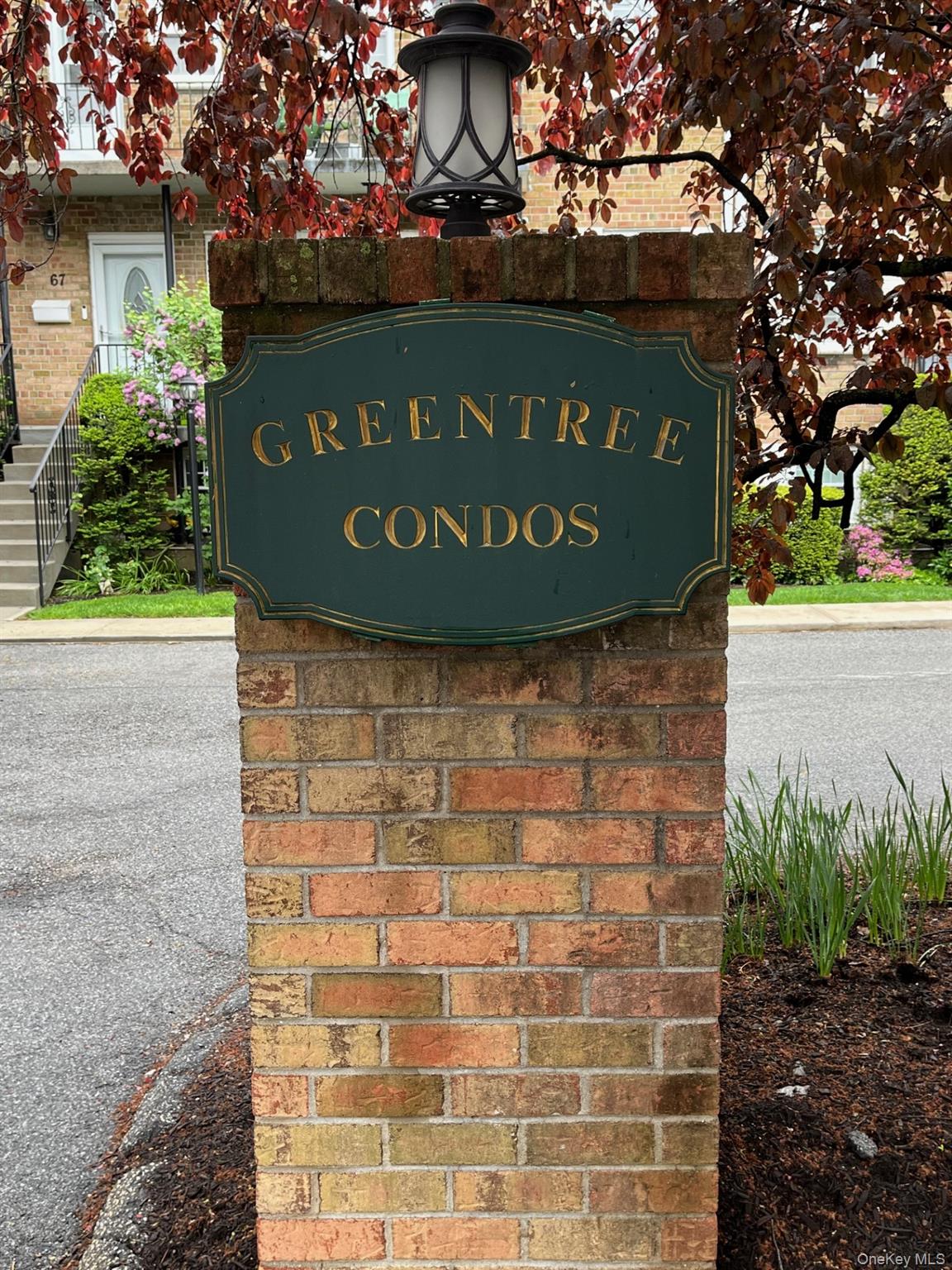 Welcome to Greentree Condominiums!