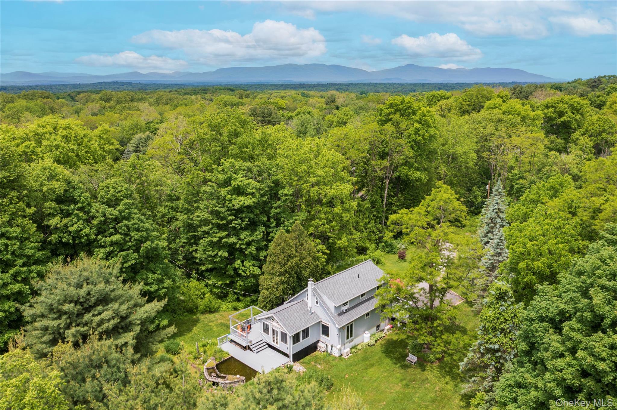 Country Contemporary Home in Rhinebeck