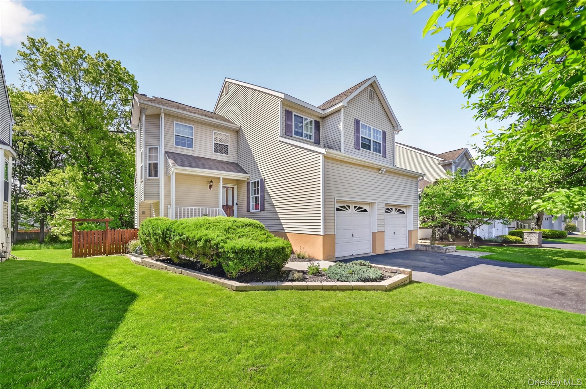 Welcome to 20 Alexander Drive in Moffat Ridge.
