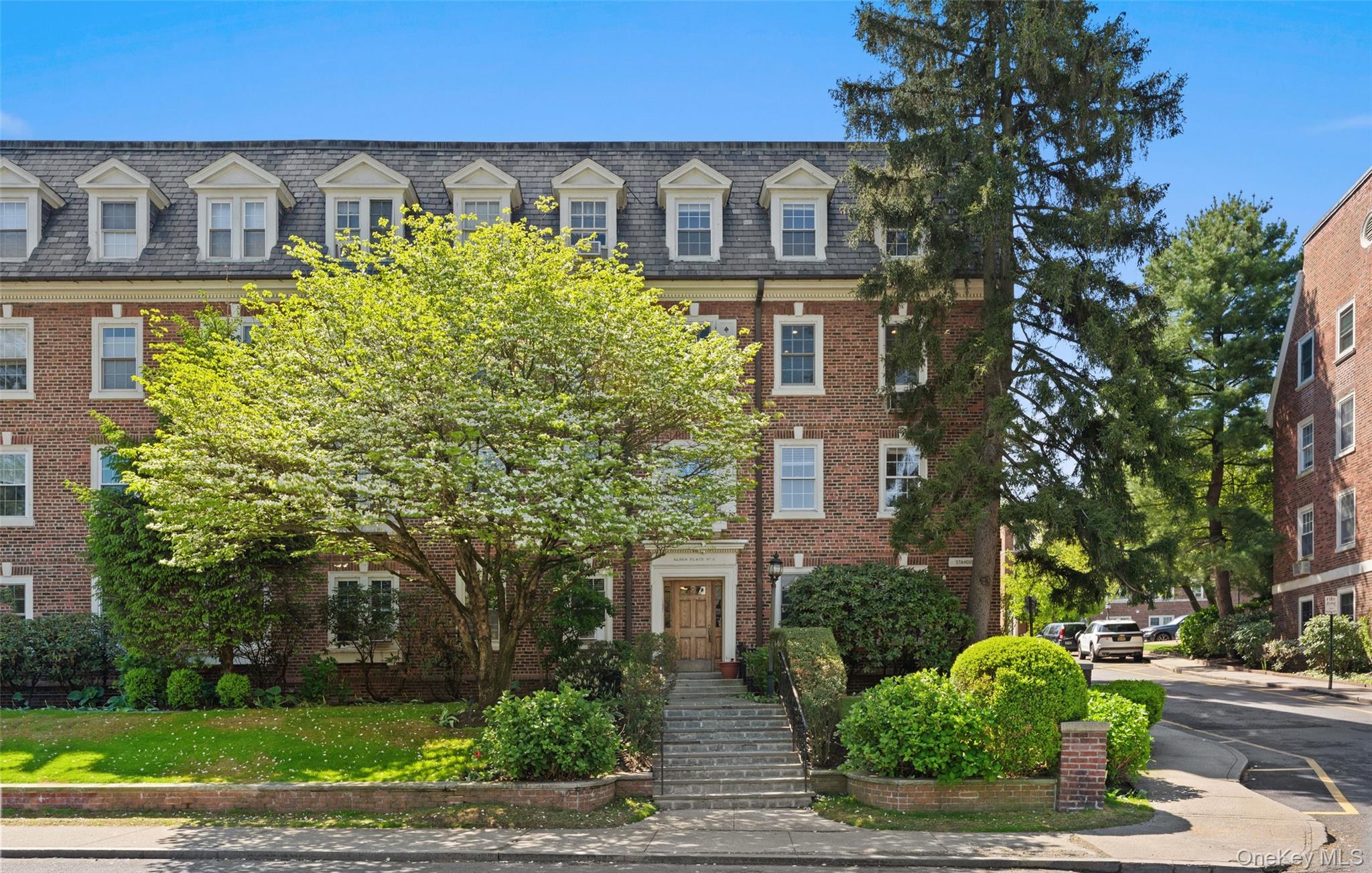 Welcome to 2 Alden Place, 4D