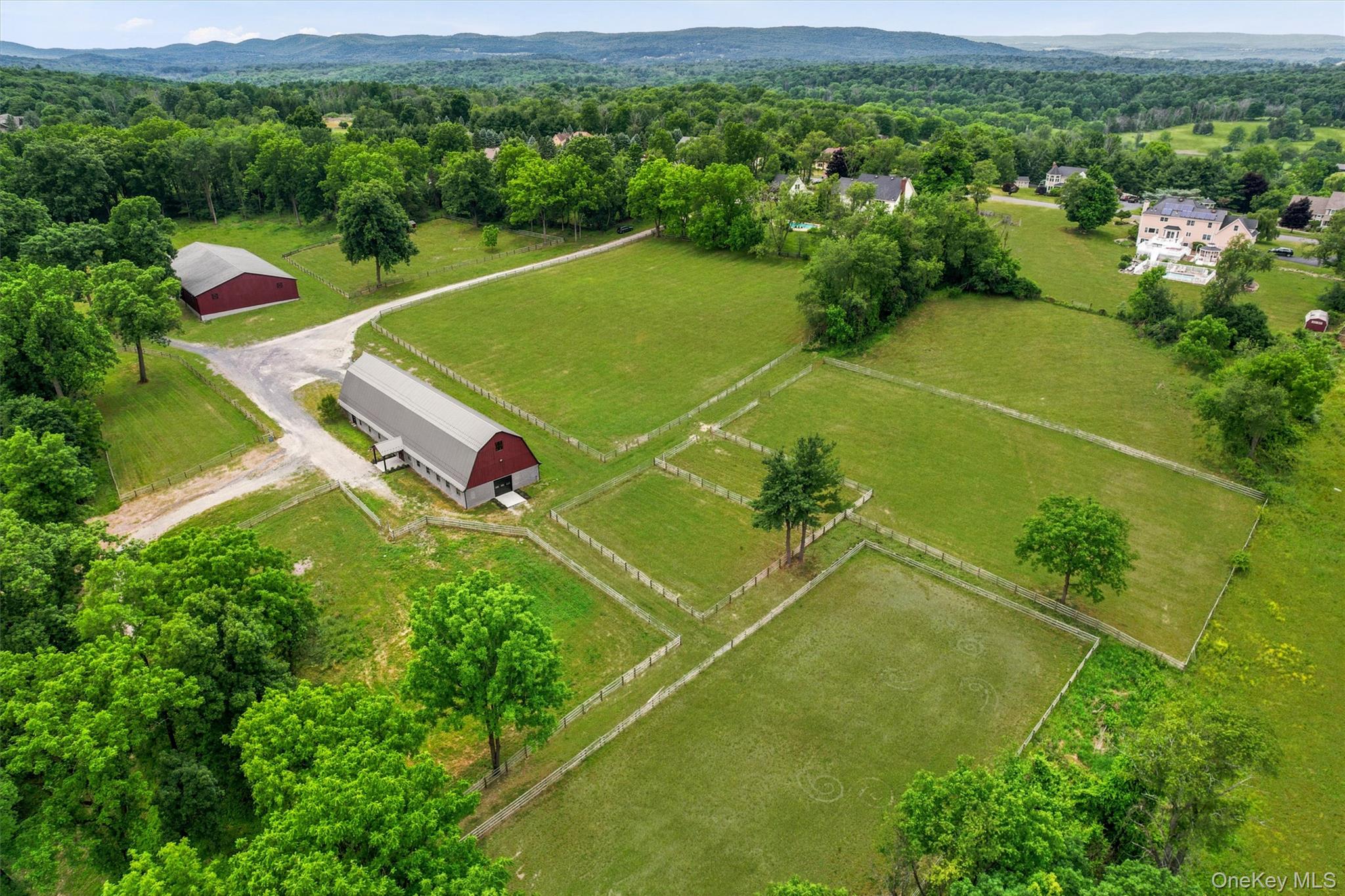 Barn. Indoor arena, outdoor arena, paddocks