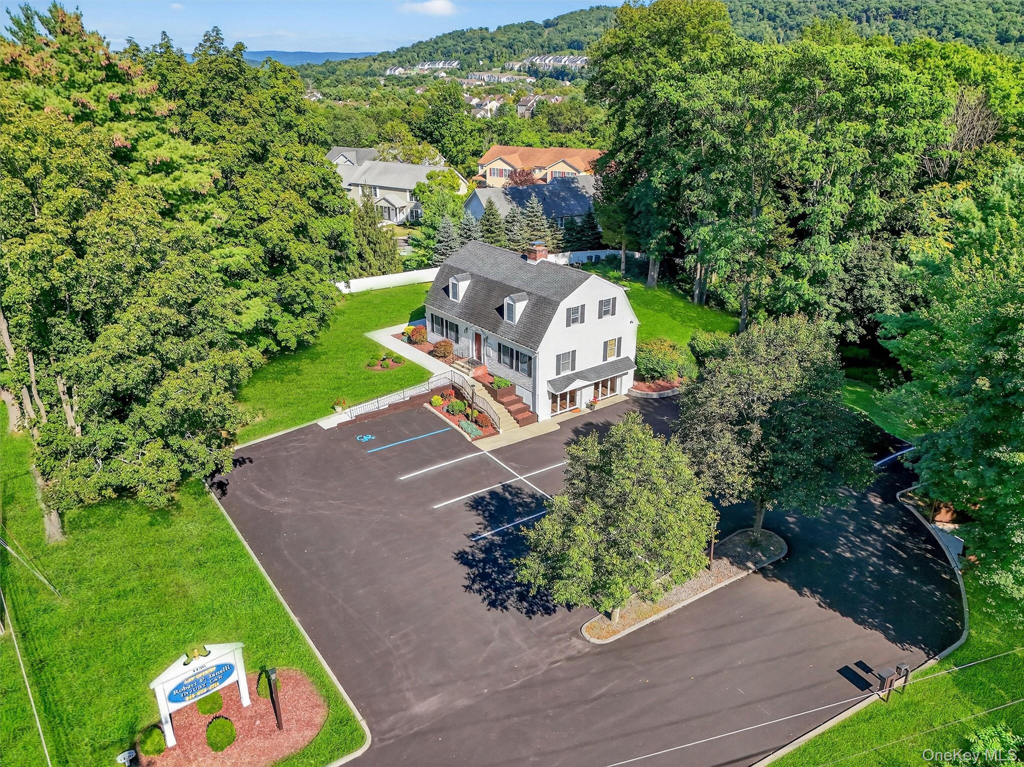 Business Opportunity in busy  Fishkill location!