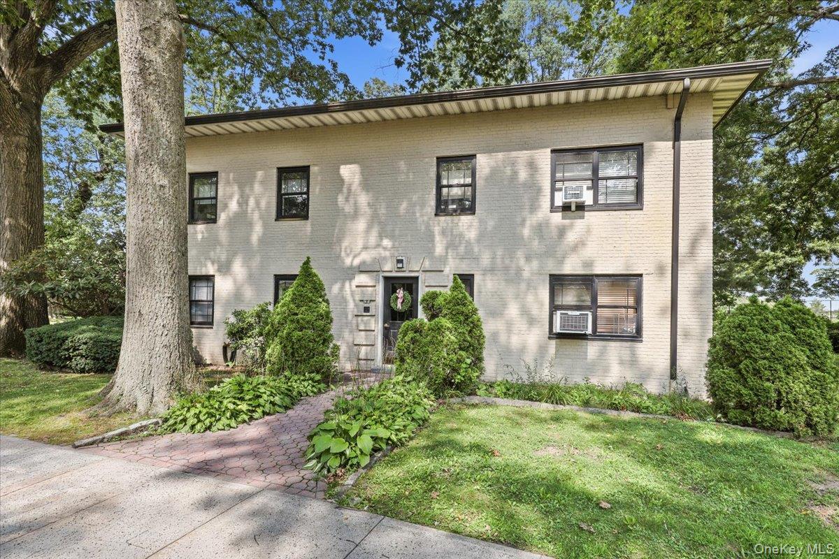 Corner apartment Unit